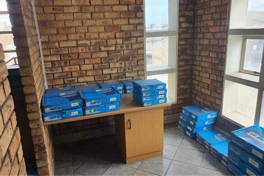 Commercial Property for Sale in Neave Industrial Eastern Cape